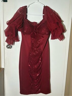 Elegant Burgundy Puff-Sleeve Sequin Sheath Dress